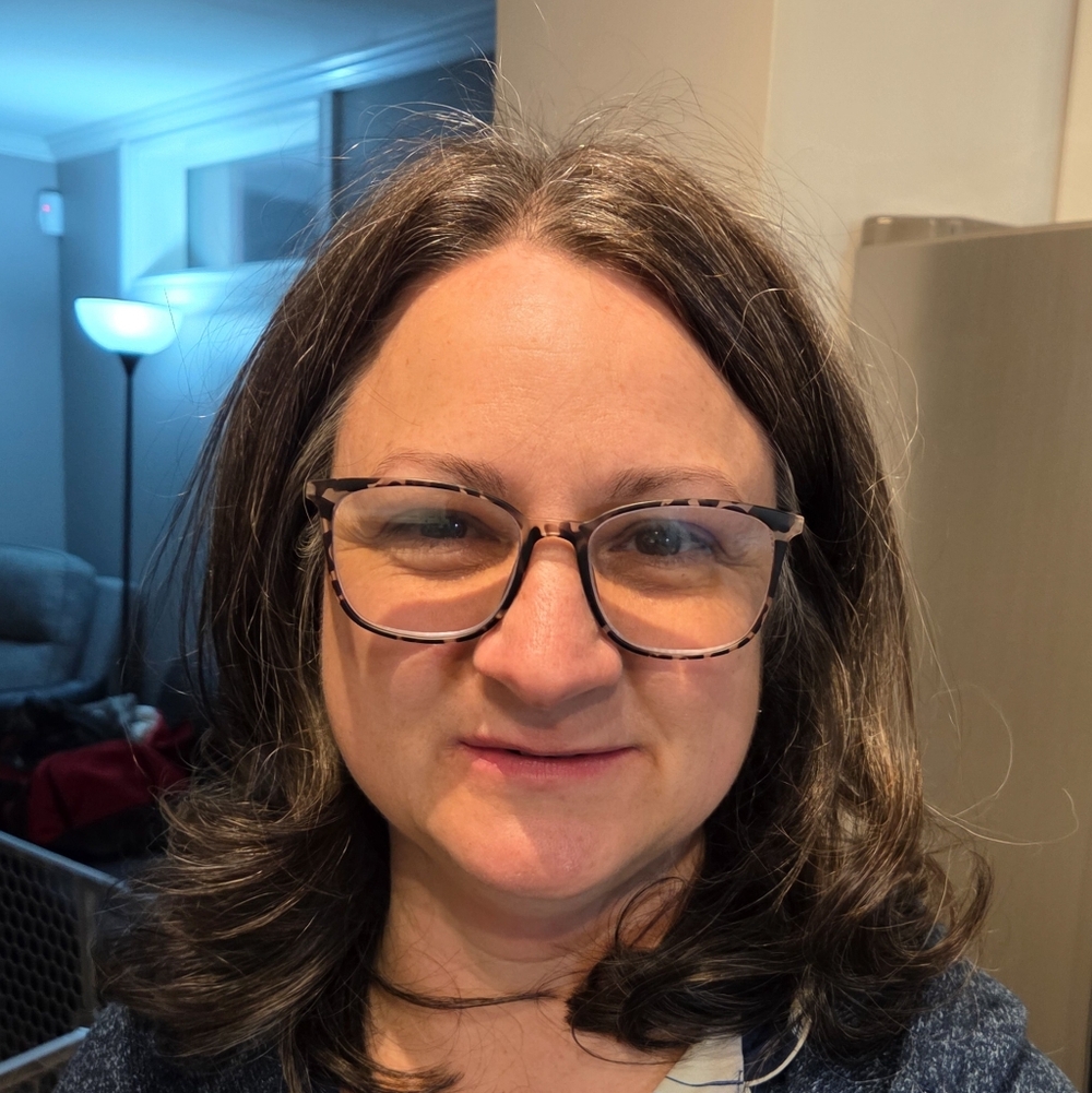 Meet your Posher, Jennifer